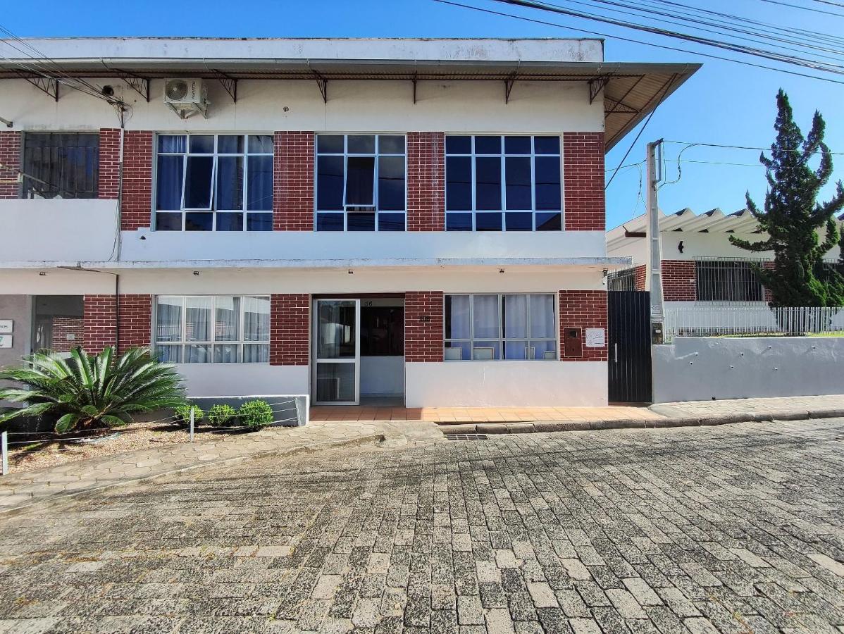 Villa Bilac 04 - Amplo Studio Proxima A Vila Germanica Блуменау Экстерьер фото